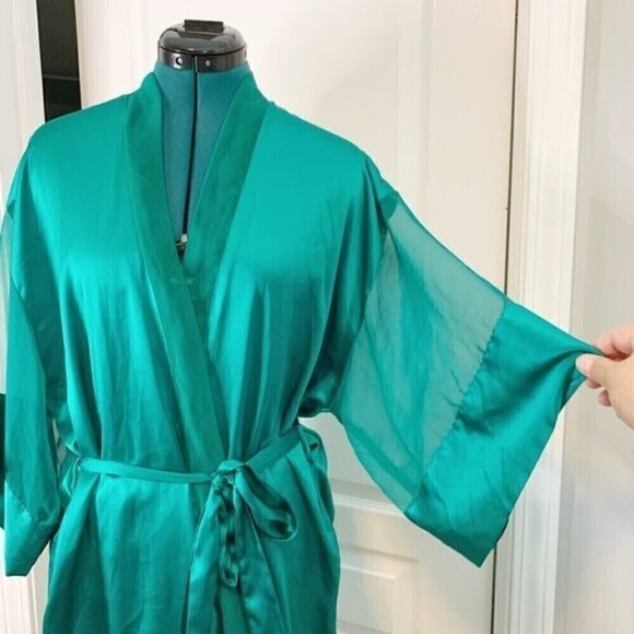 Victoria's Secret Gold Label Silky Lightweight Sheer Tie Vintage Kimono Robe - Picture 4 of 13